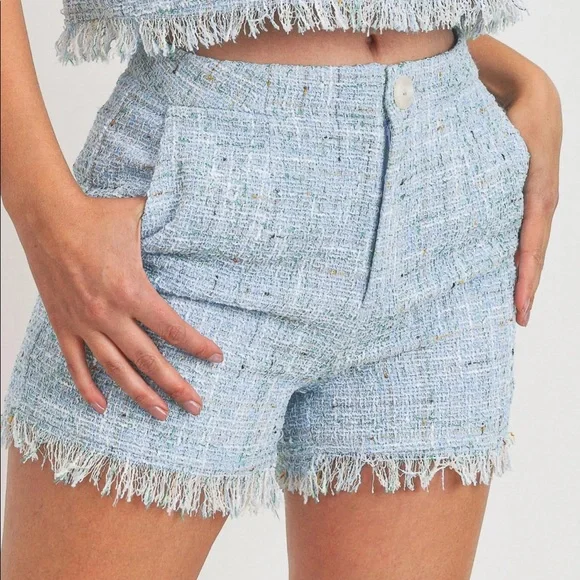 Grace Blue Tweed Raw Hem Shorts - Picture 4 of 6